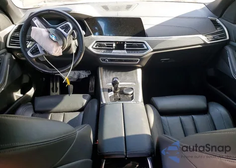 2022 BMW X5 Sdrive 40I z USA, uszkodzony, nr VIN 5UXCR4C06N9K33436